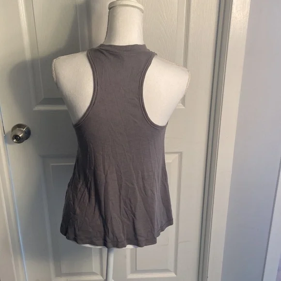 Free People grey tank - Picture 2 of 4